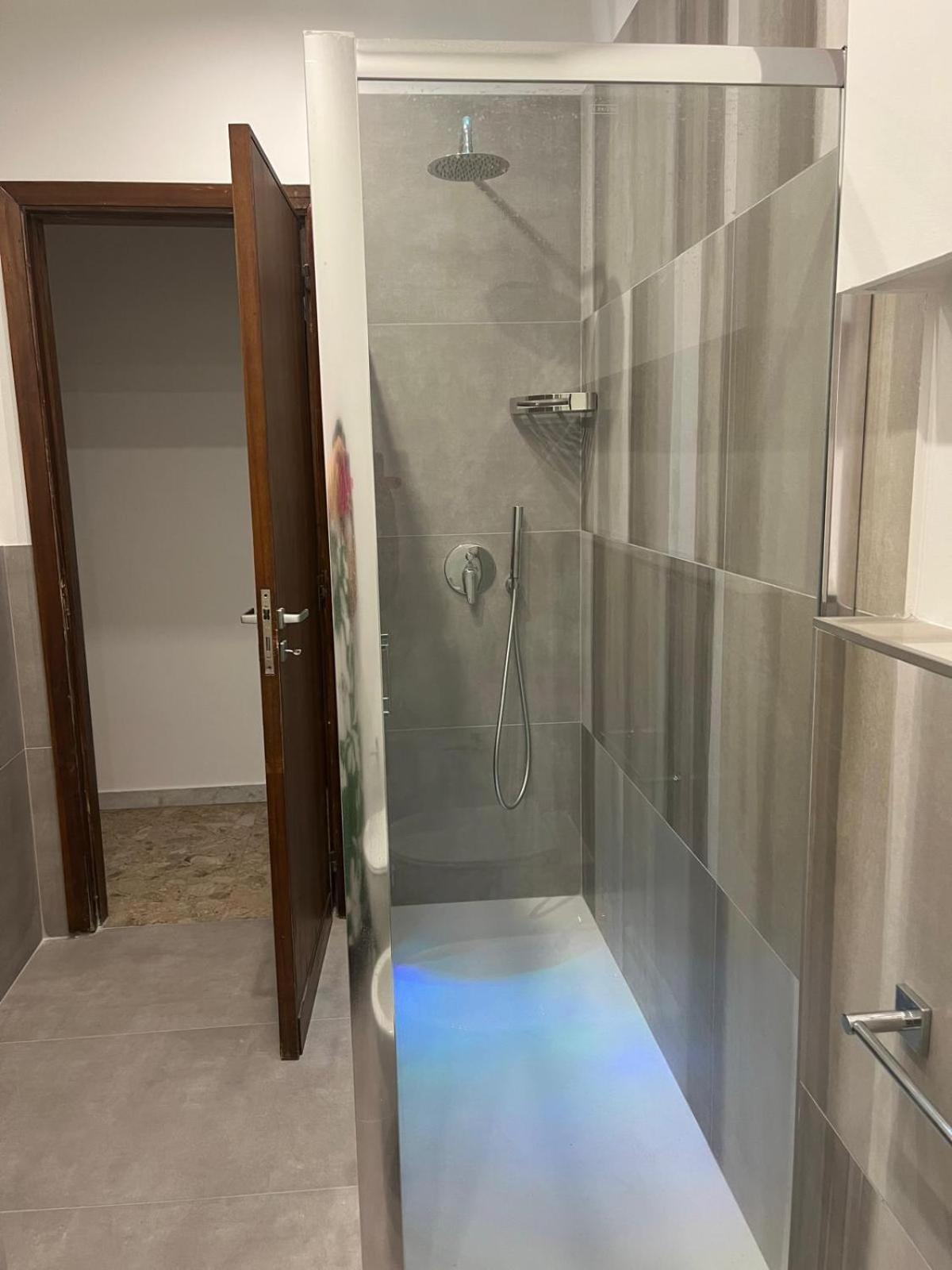 Artemisia Apartment Катания Екстериор снимка