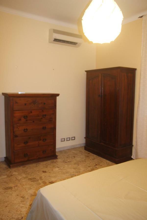 Artemisia Apartment Катания Екстериор снимка
