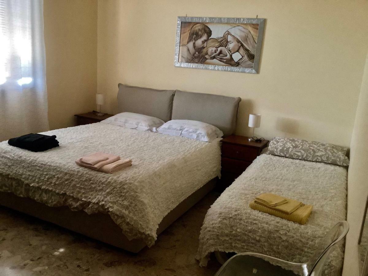 Artemisia Apartment Катания Екстериор снимка